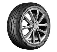 Nexen325/35R22-114W-NF-Supreme